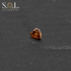 Diamant o velikostí 0,31ct. Fancy Dark Yellowish Brown/SI1